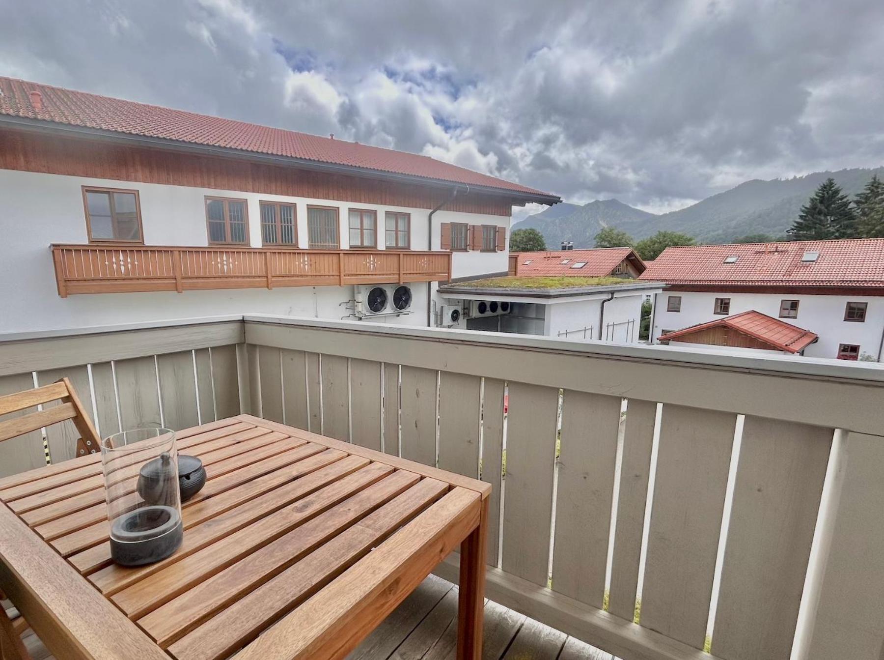 Ferienwohnung "Aschbergblick" - Edel Wohnen Im Ortskern Schliersee Exterior photo